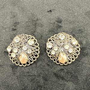 Vintage Elegant Gold and Silver Filigree Earrings